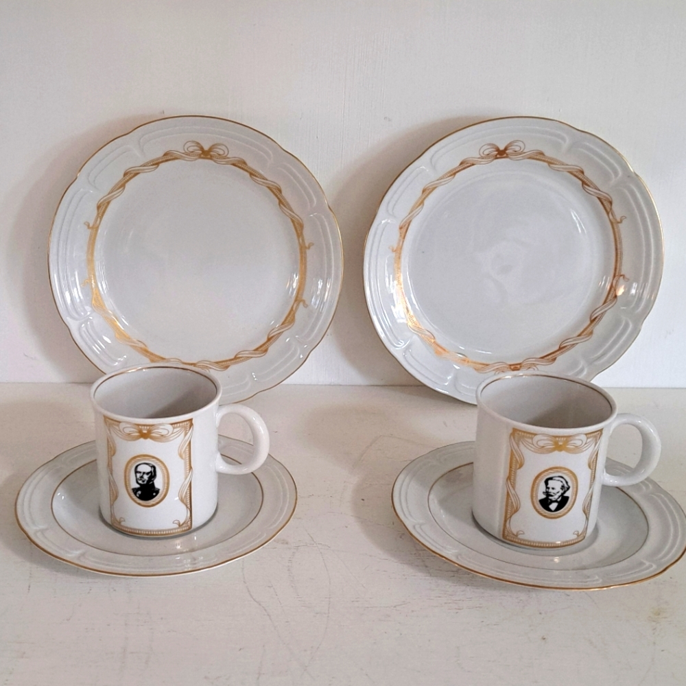 Extremely RARE Vintage Collecible Weinmar Cup, Saucer, and Plate Set